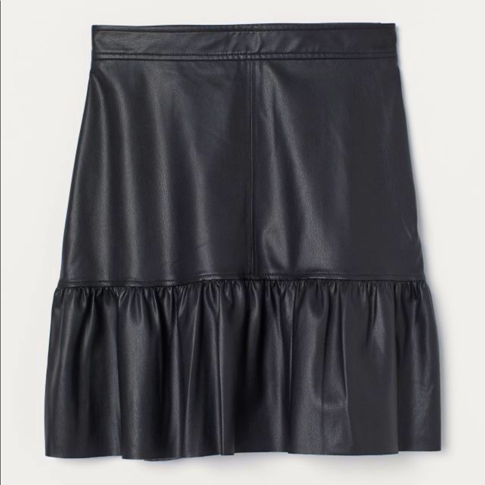 H&M Faux Leather Black Skirt Never Worn